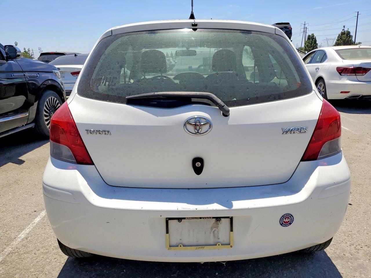 2011 TOYOTA YARIS