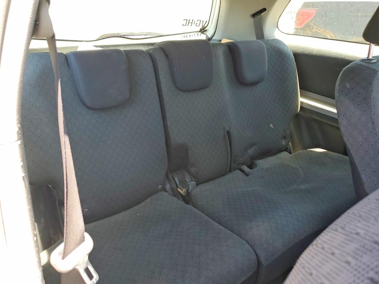 2011 TOYOTA YARIS