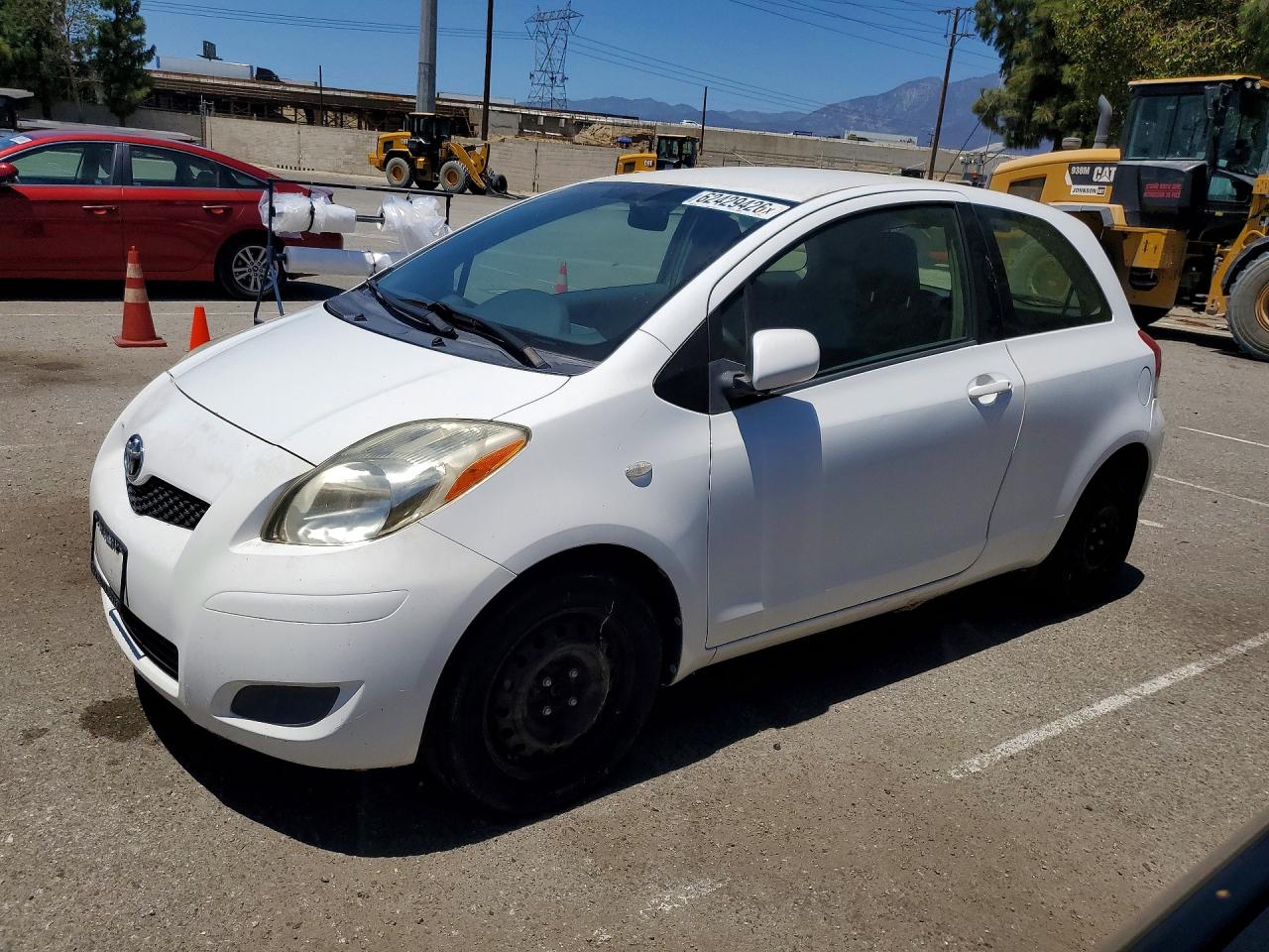 2011 TOYOTA YARIS