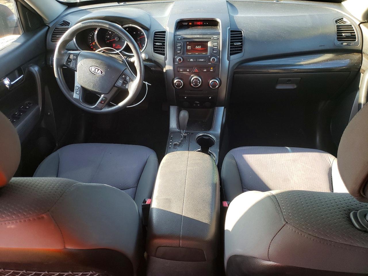 2013 KIA SORENTO