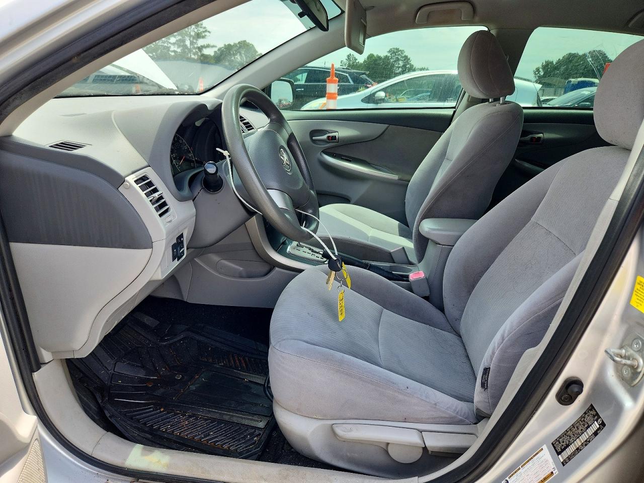 2010 TOYOTA COROLLA