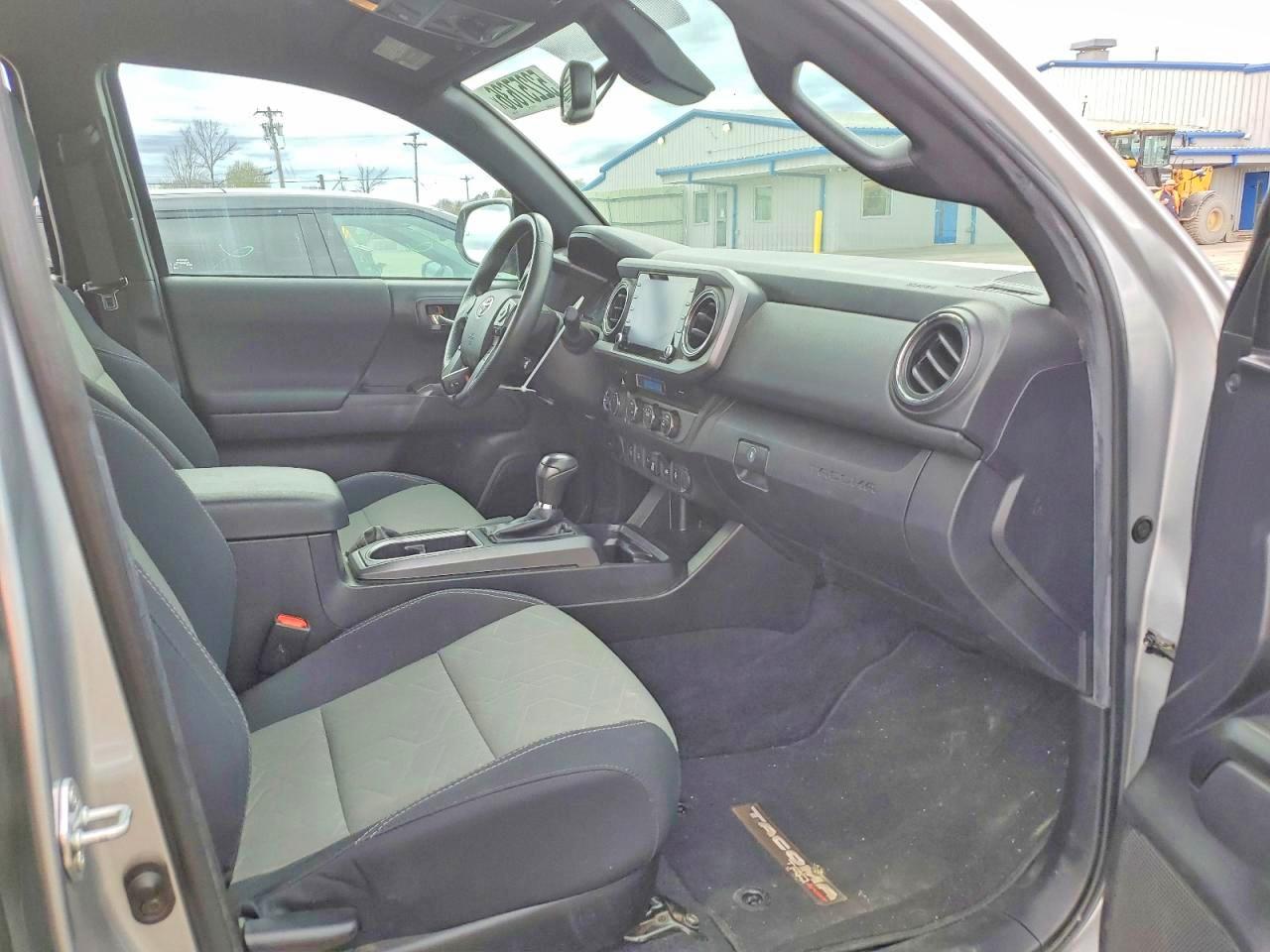 2022 TOYOTA TACOMA