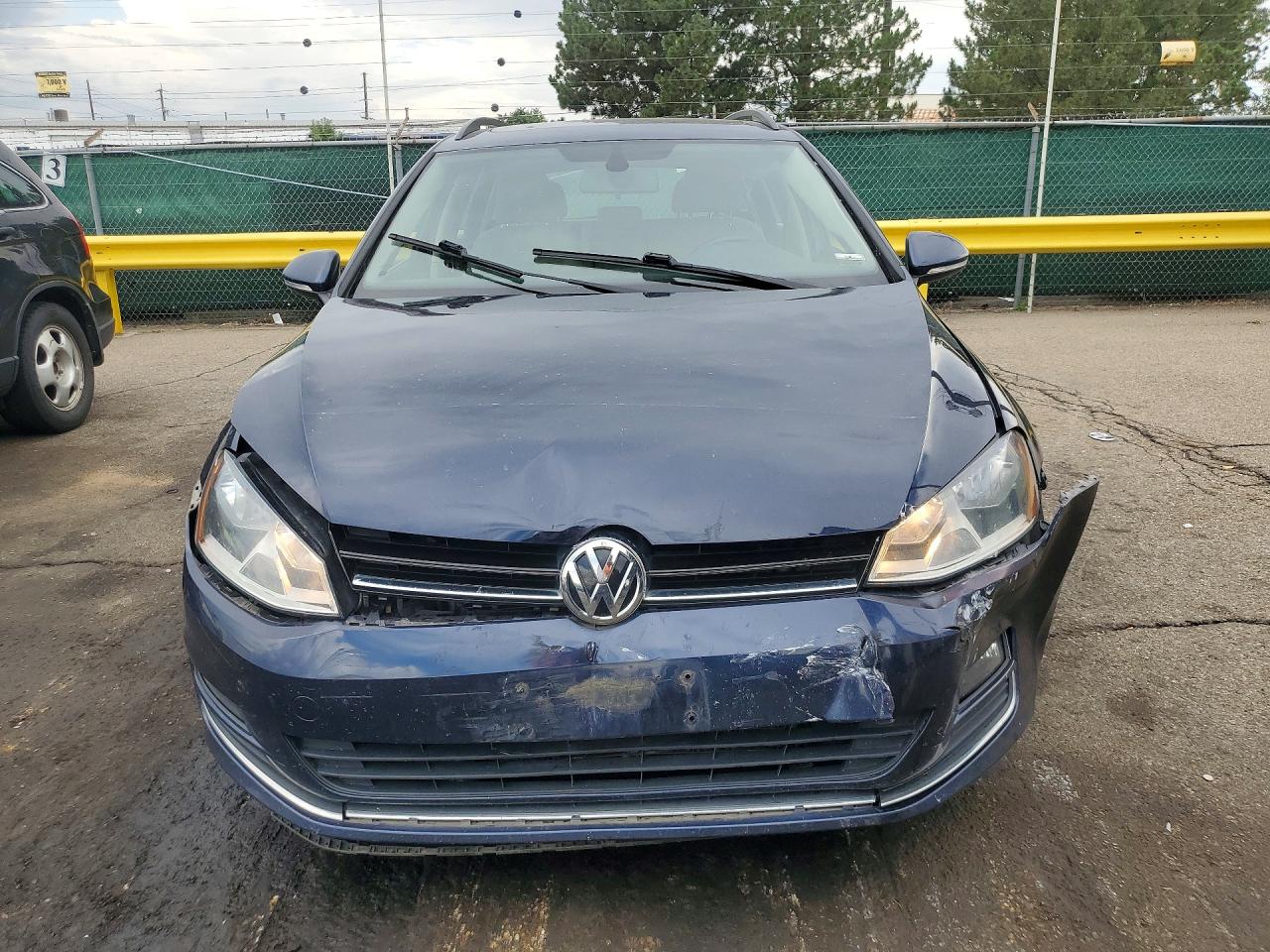 2015 VOLKSWAGEN GOLF