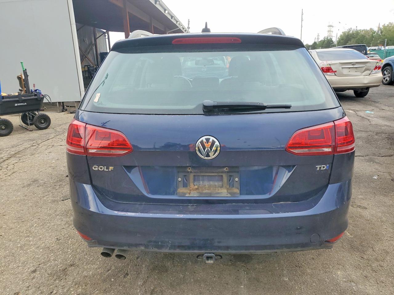 2015 VOLKSWAGEN GOLF
