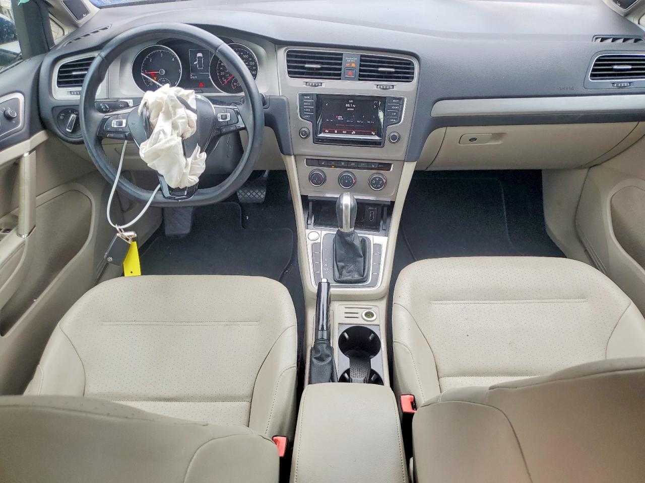 2015 VOLKSWAGEN GOLF