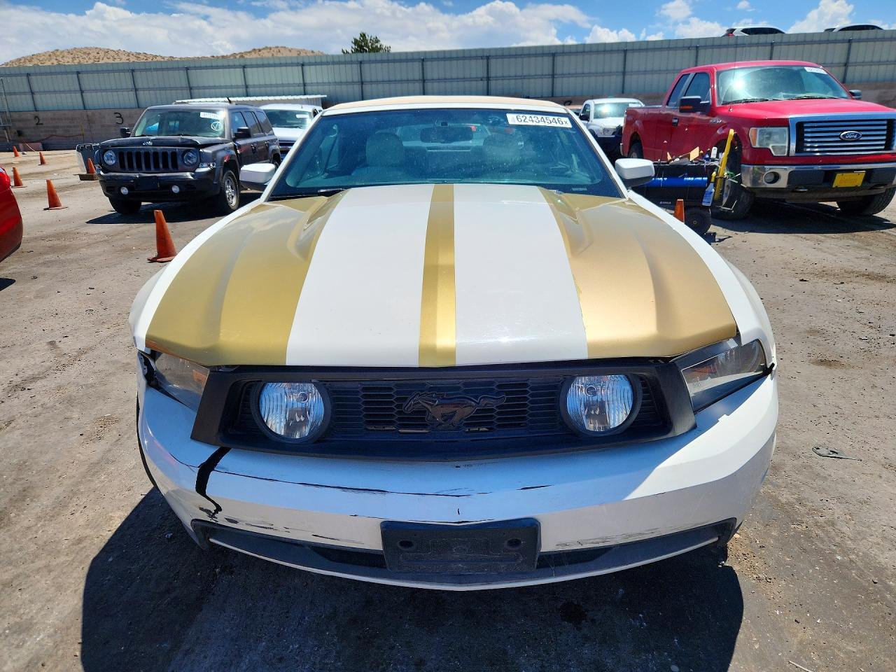 2010 FORD MUSTANG