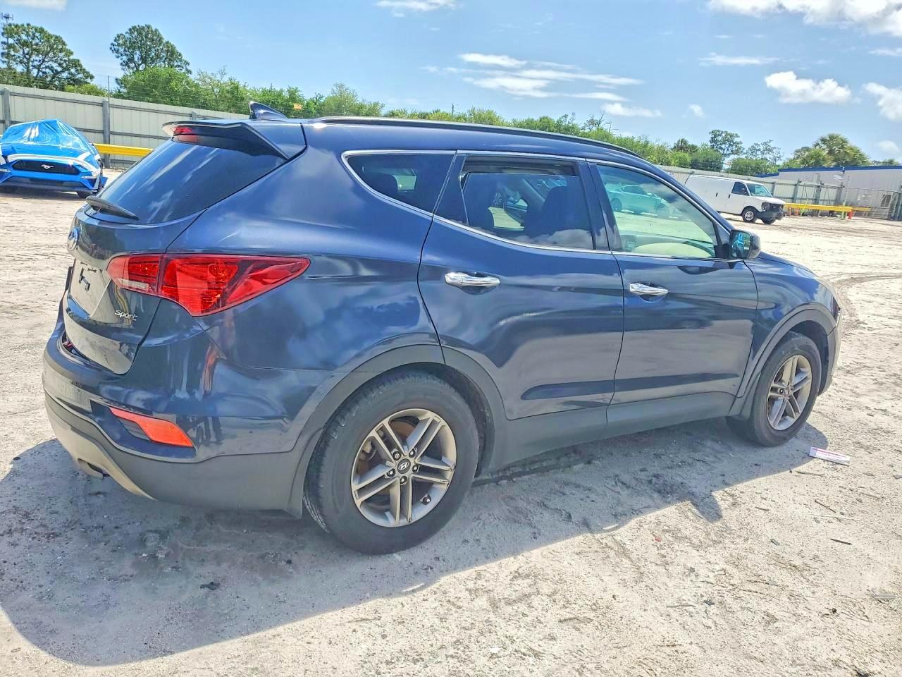 2017 HYUNDAI SANTA FE