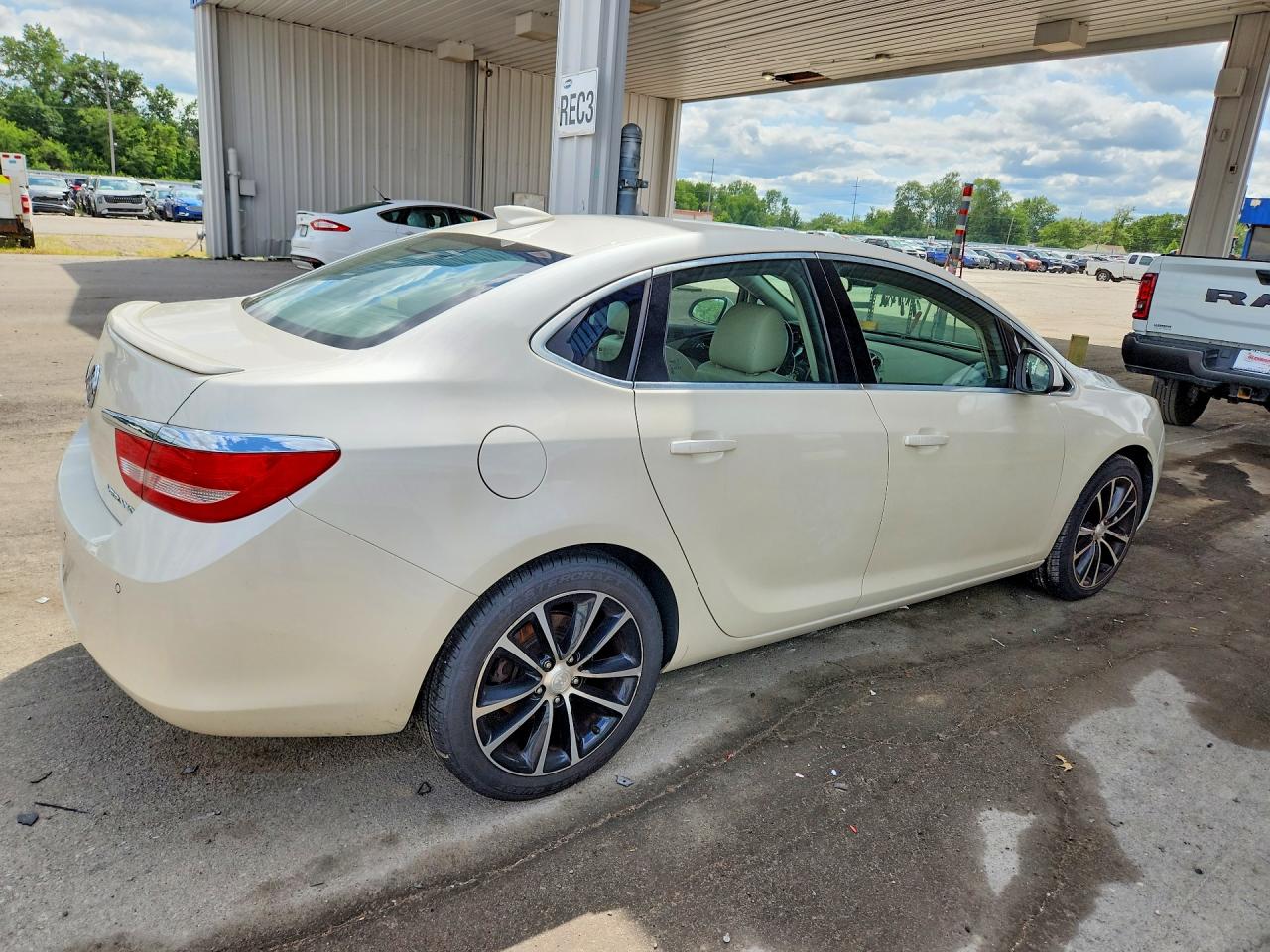 2016 BUICK VERANO