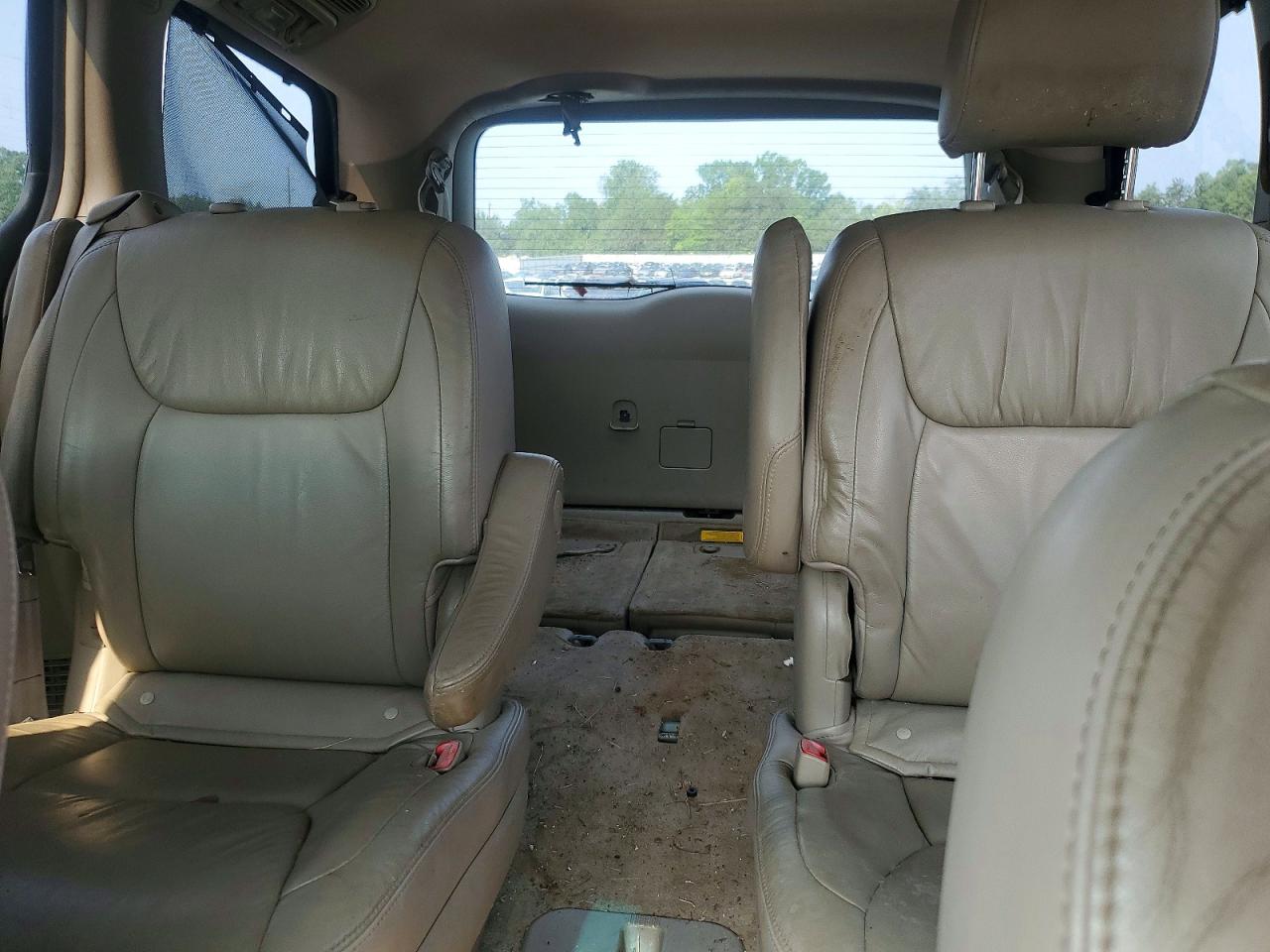 2008 TOYOTA SIENNA