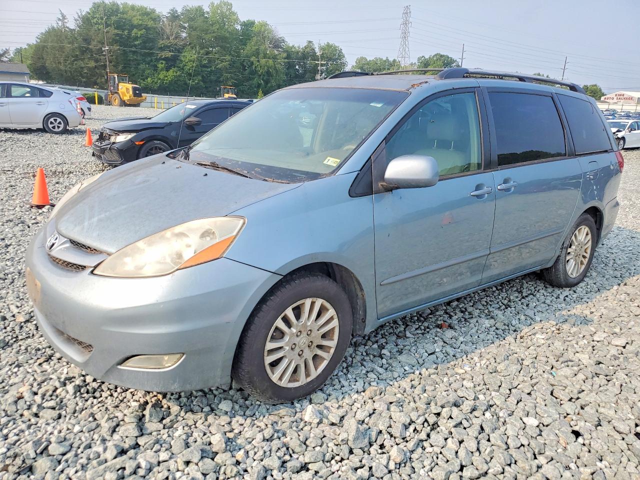 2008 TOYOTA SIENNA