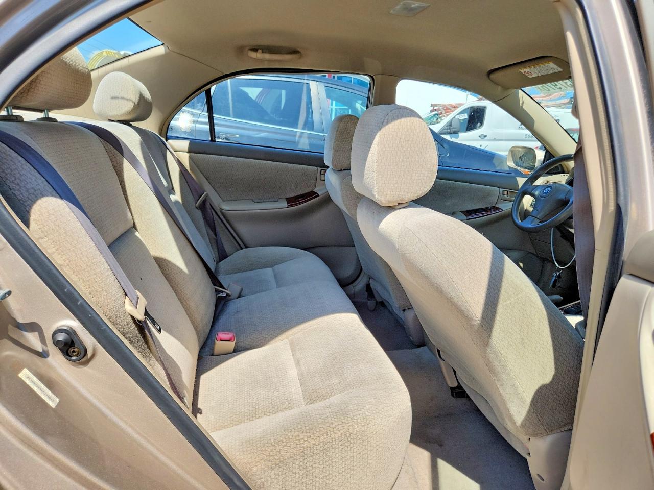 2004 TOYOTA COROLLA