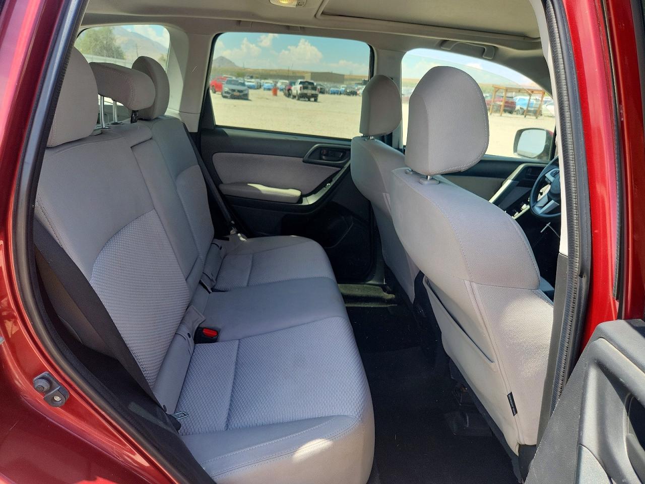 2017 SUBARU FORESTER