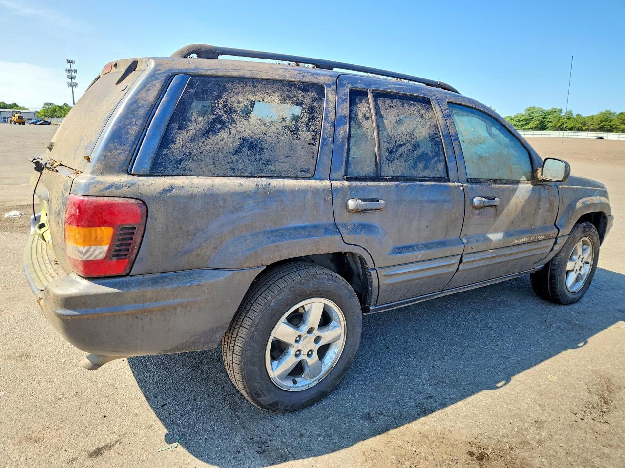 2002 JEEP CHEROKEE