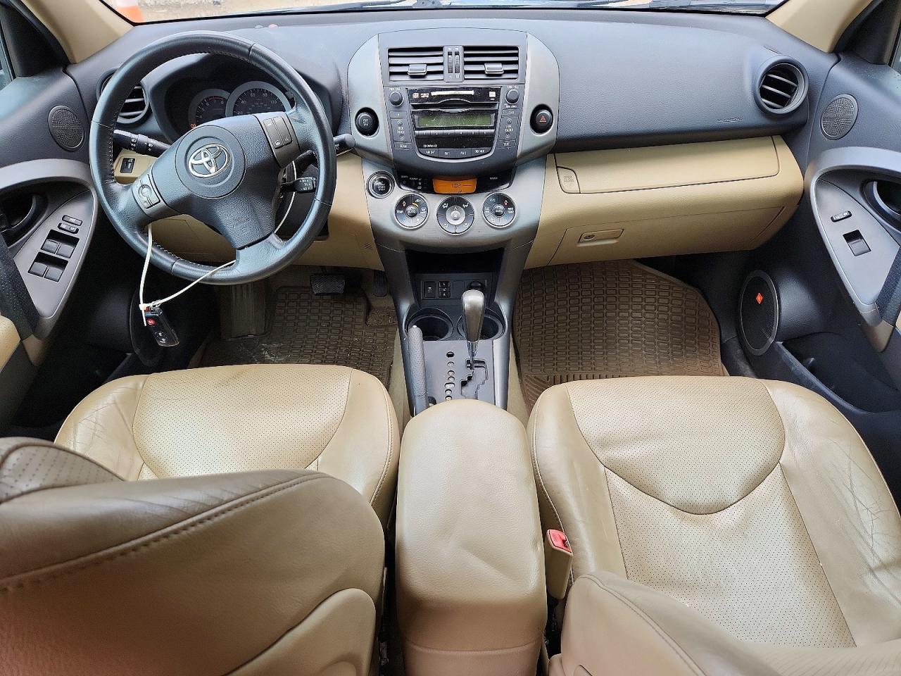 2011 TOYOTA RAV4