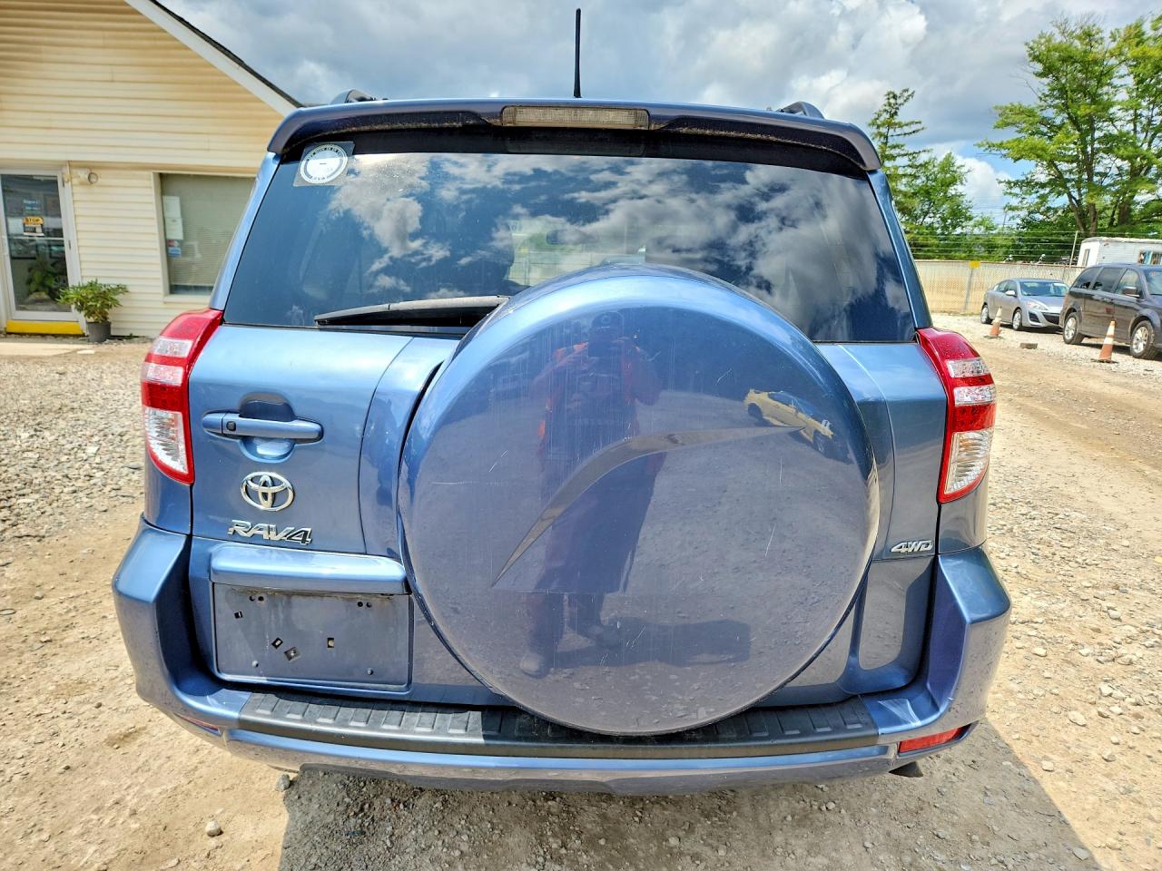 2011 TOYOTA RAV4