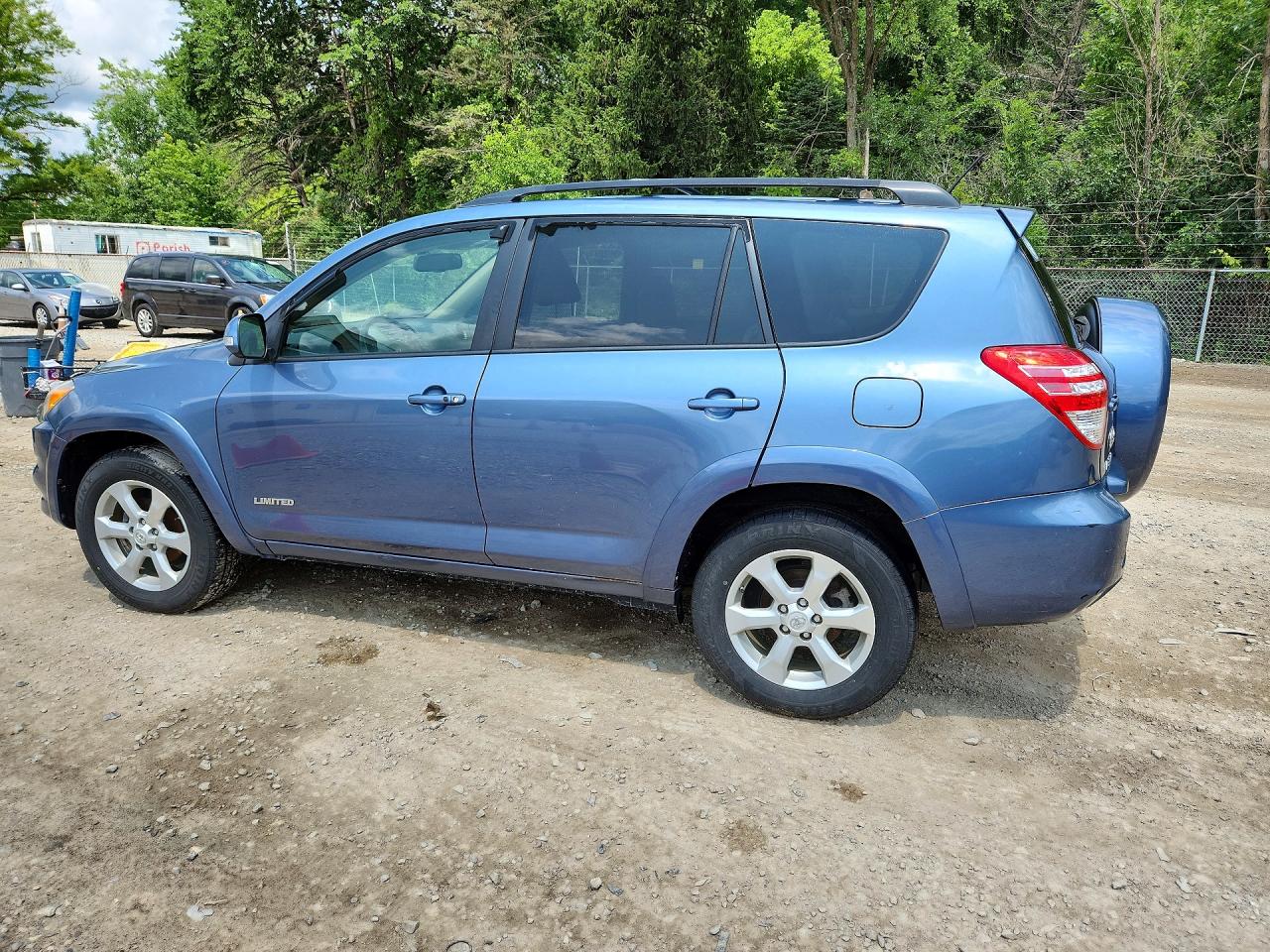 2011 TOYOTA RAV4