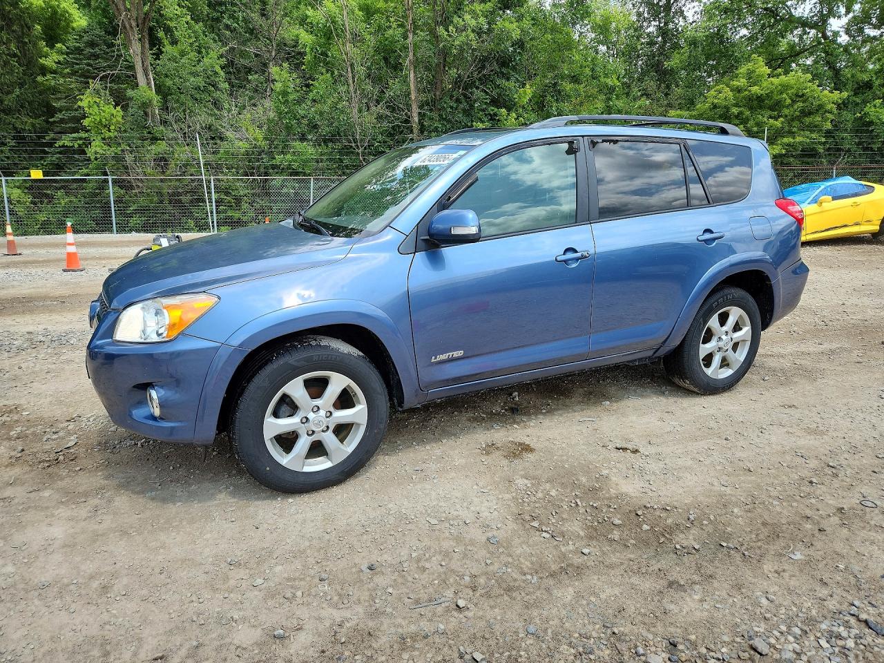2011 TOYOTA RAV4