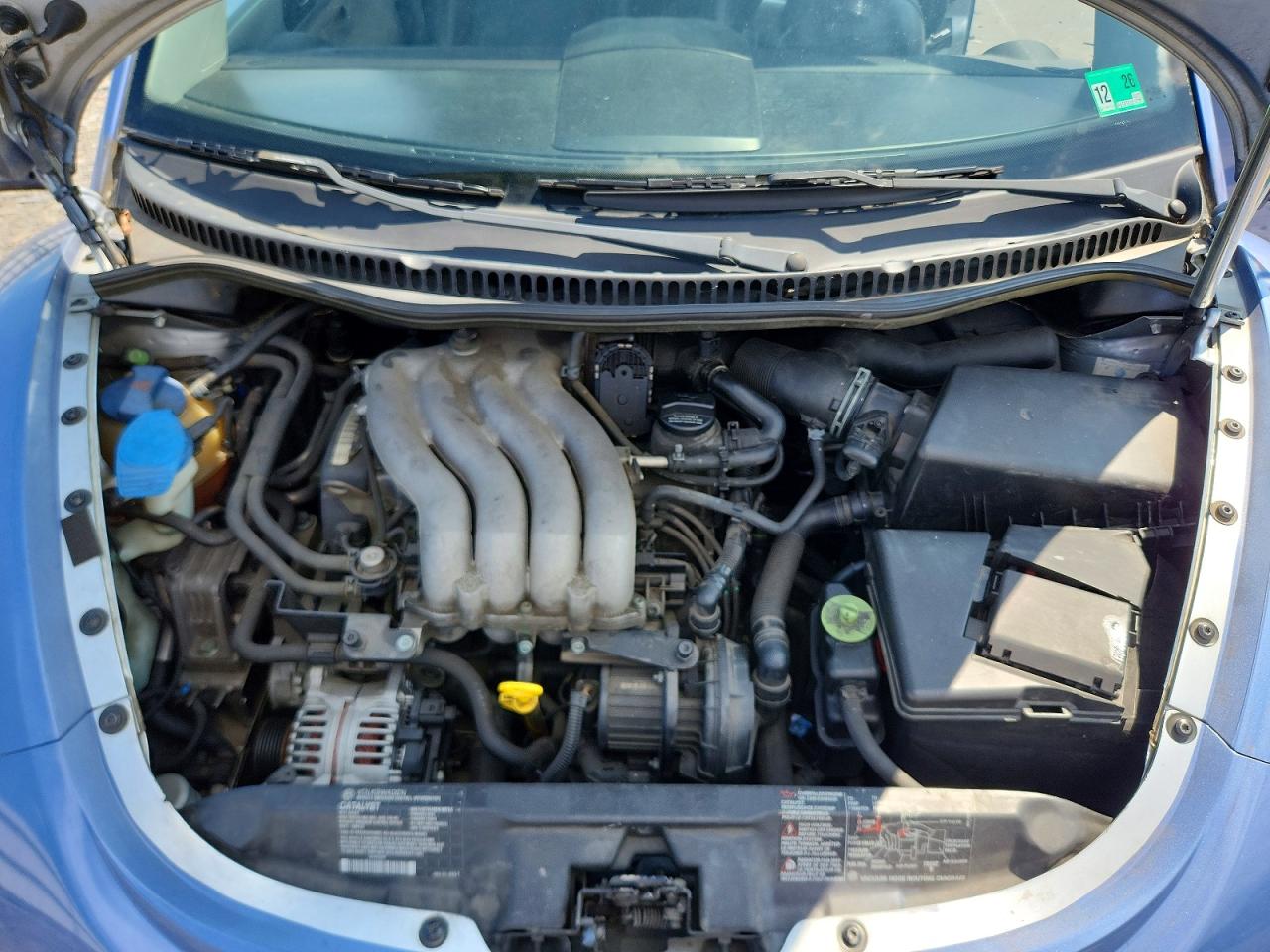 2002 VOLKSWAGEN BEETLE