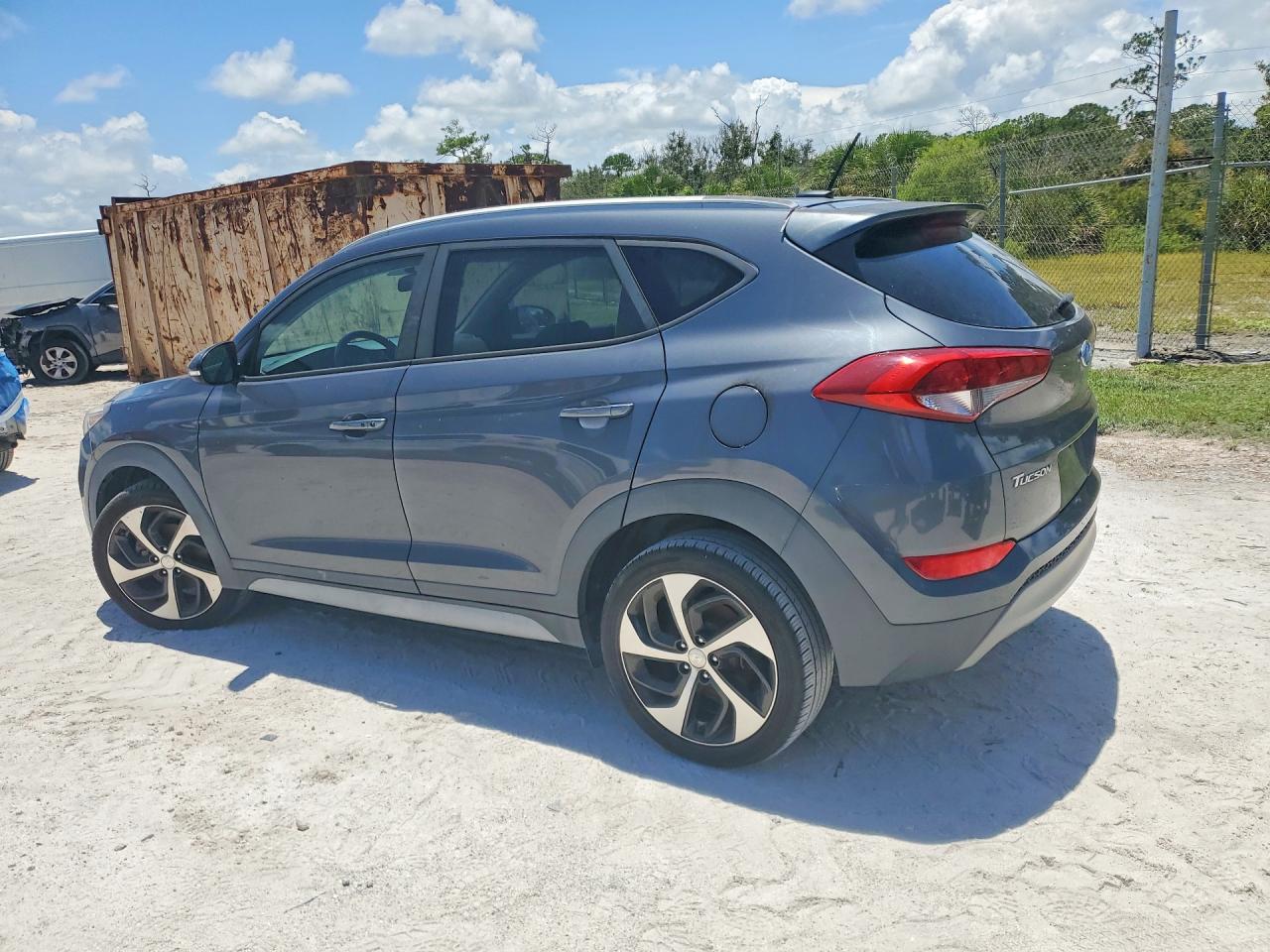 2017 HYUNDAI TUCSON