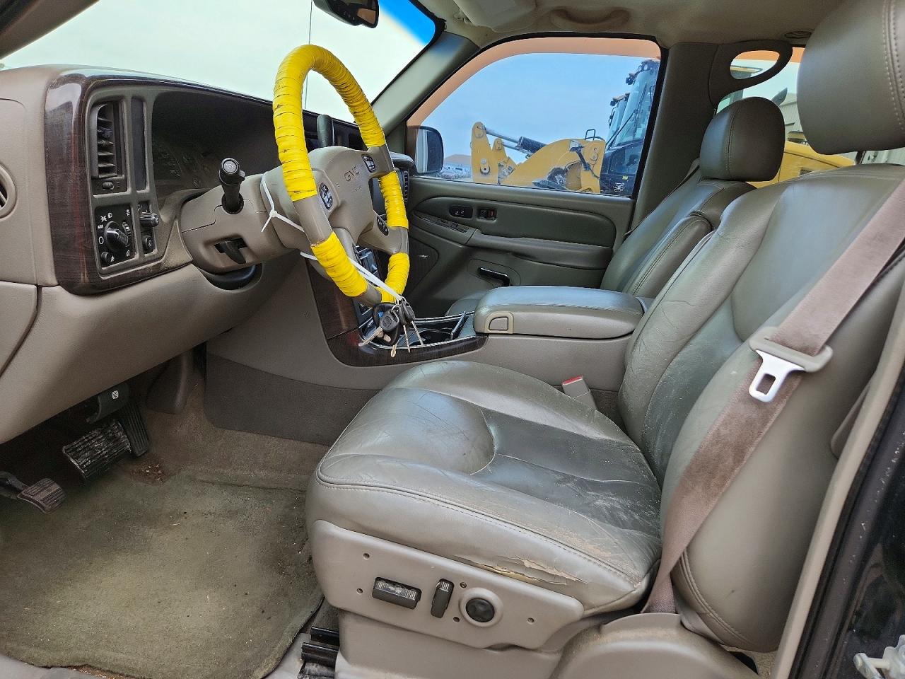 2005 GMC YUKON