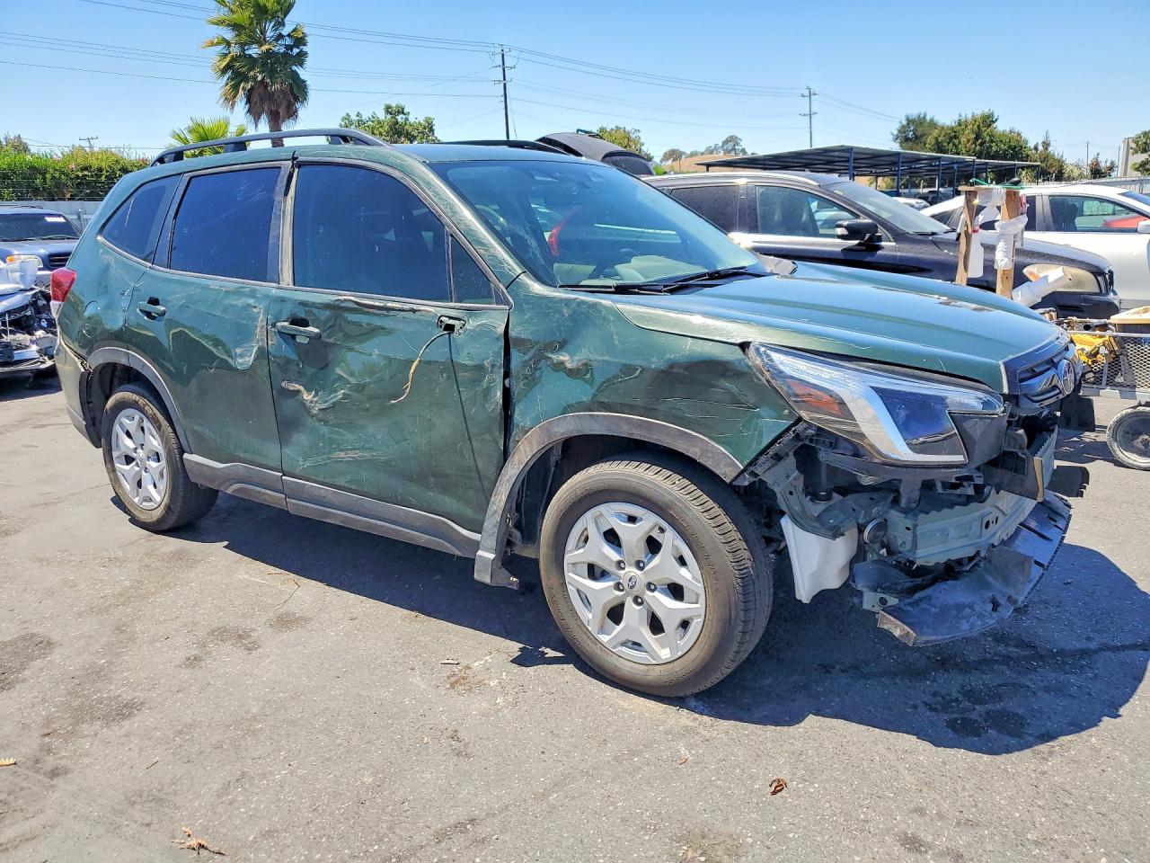 2022 SUBARU FORESTER