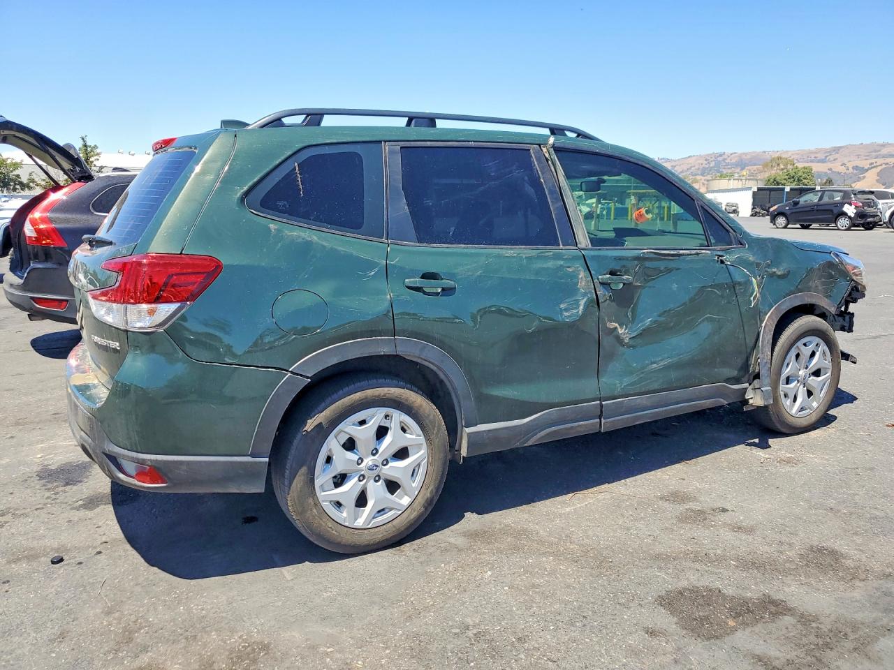 2022 SUBARU FORESTER