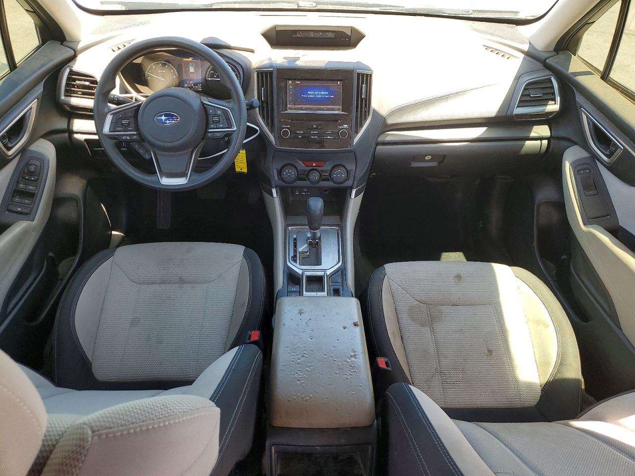 2022 SUBARU FORESTER
