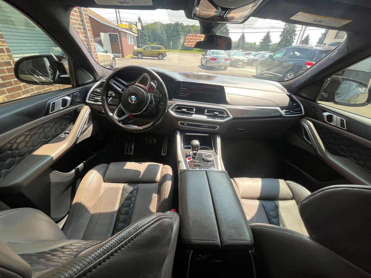 2022 BMW X6