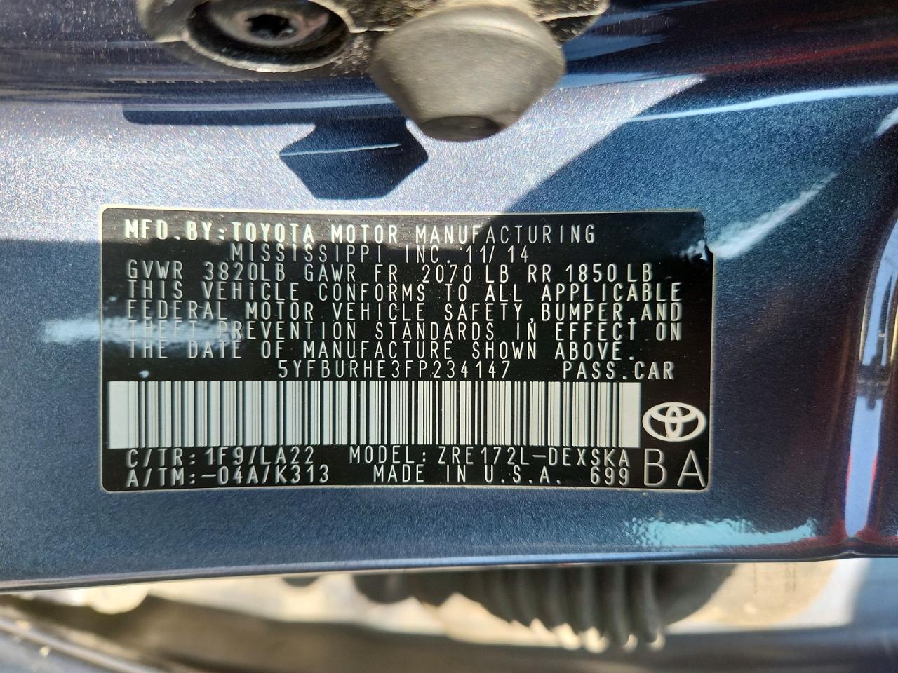 2015 TOYOTA COROLLA