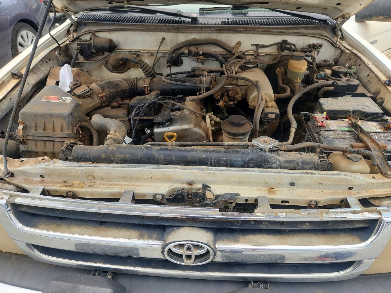 2000 TOYOTA TACOMA