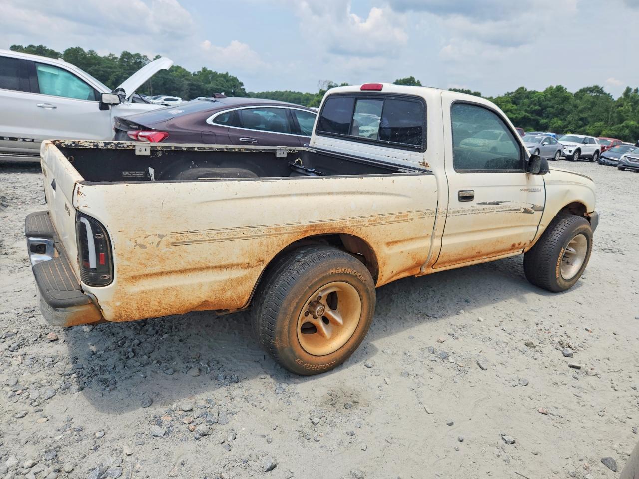 2000 TOYOTA TACOMA