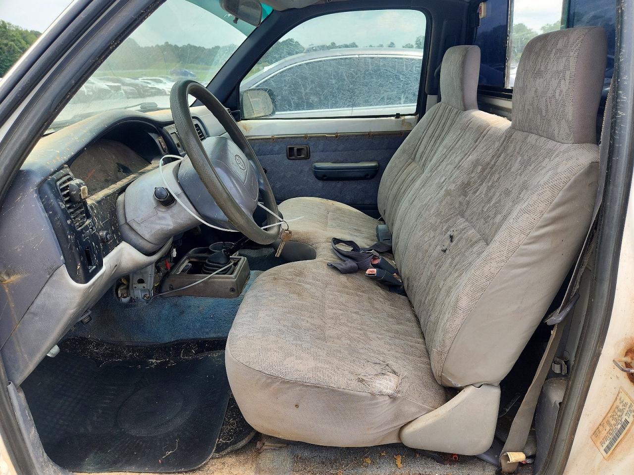 2000 TOYOTA TACOMA