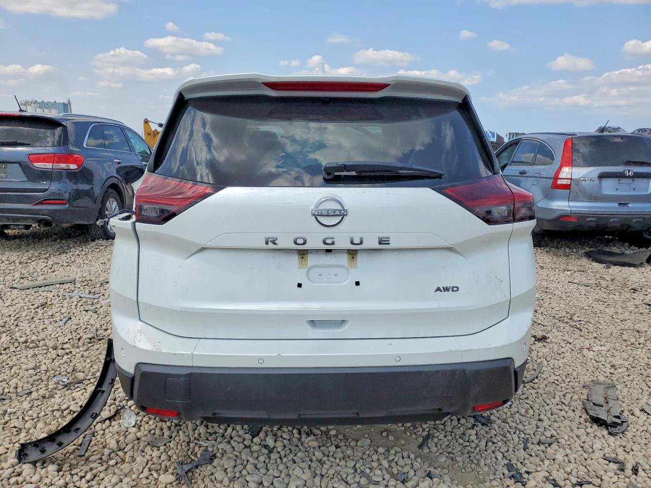 2026 NISSAN ROGUE