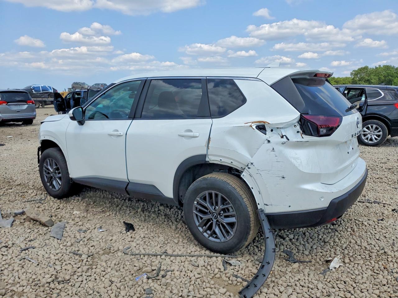 2026 NISSAN ROGUE