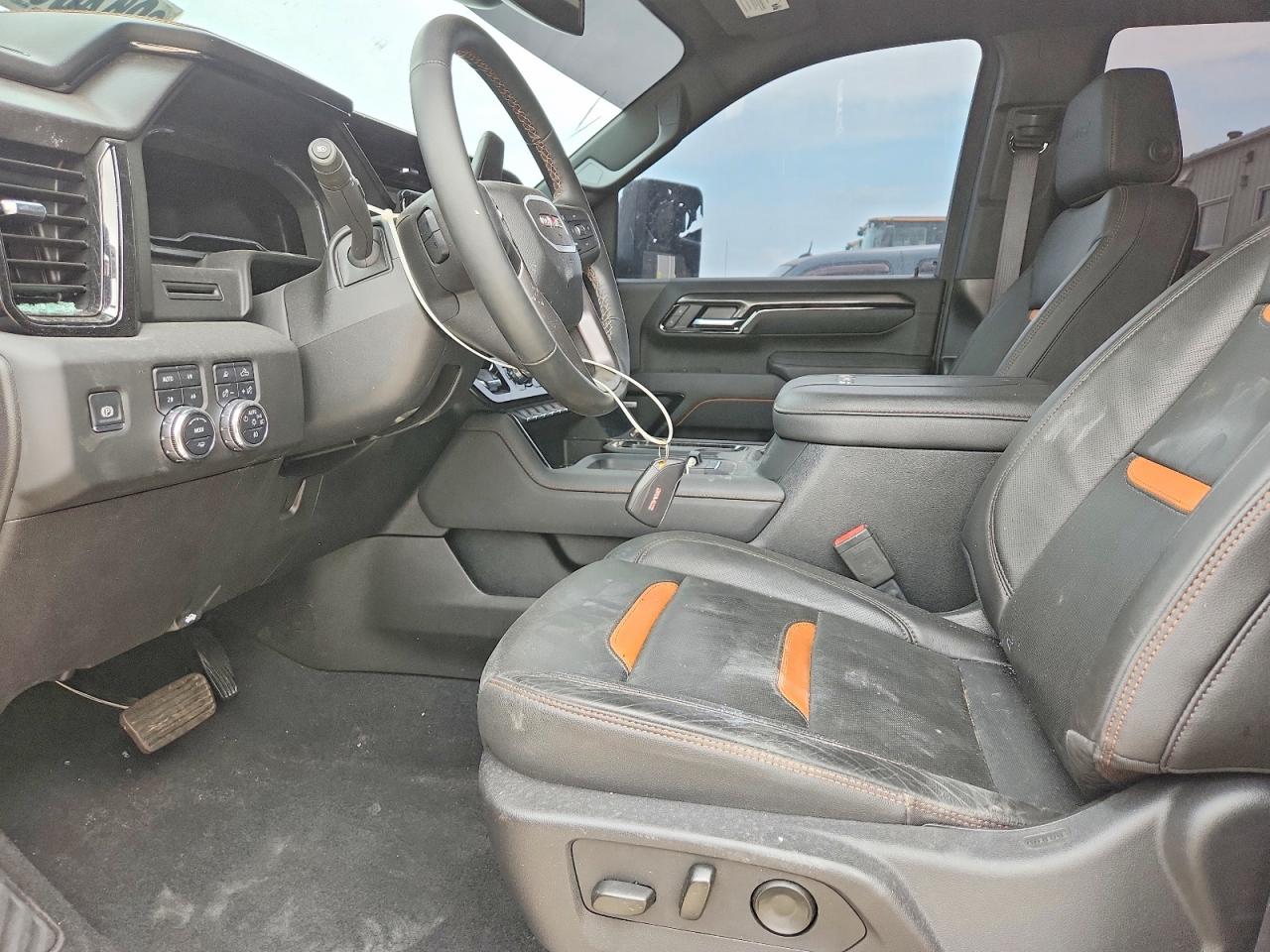 2025 GMC SIERRA