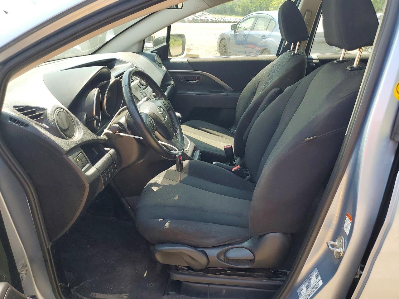 2012 MAZDA 5