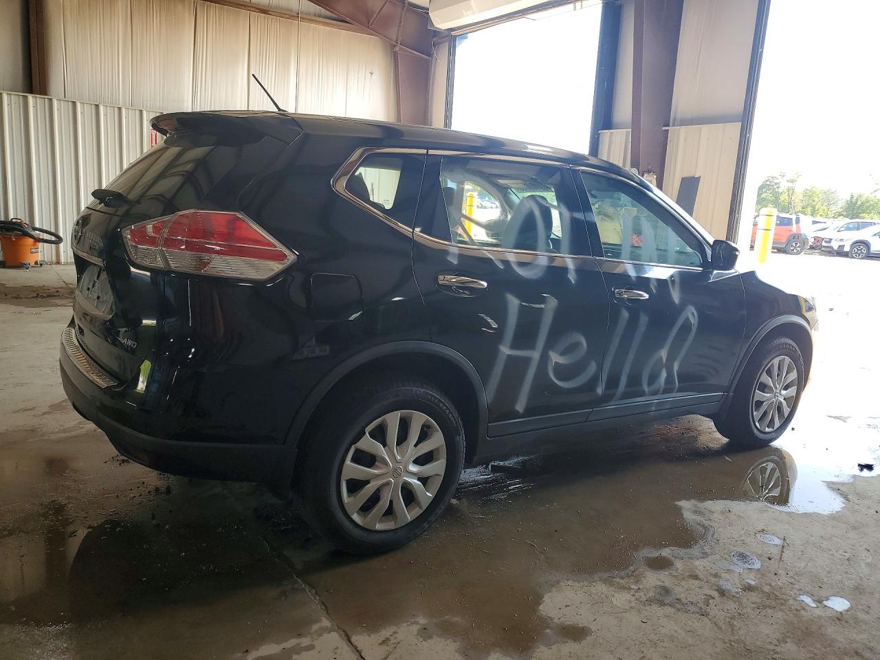 2015 NISSAN ROGUE