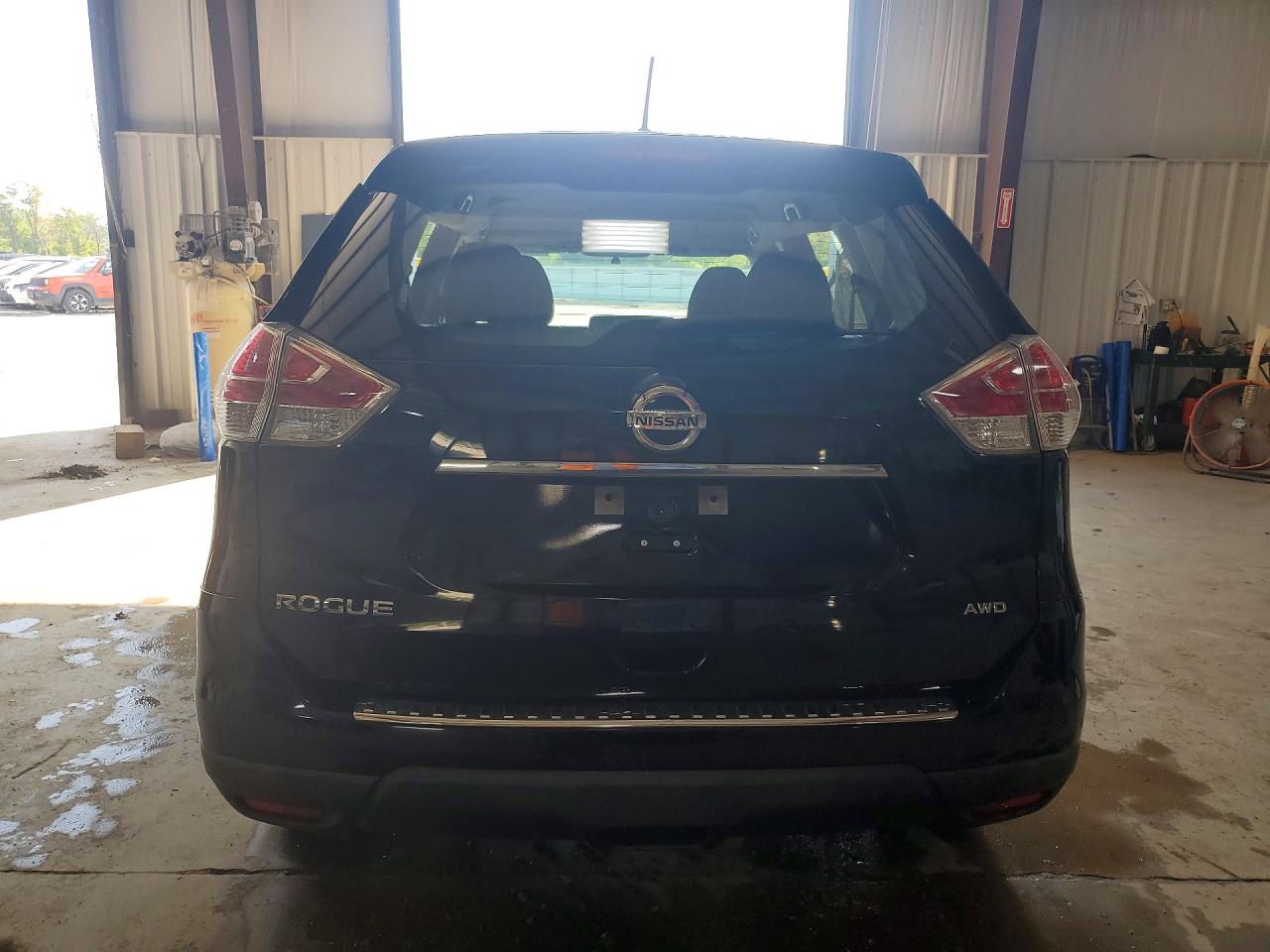 2015 NISSAN ROGUE