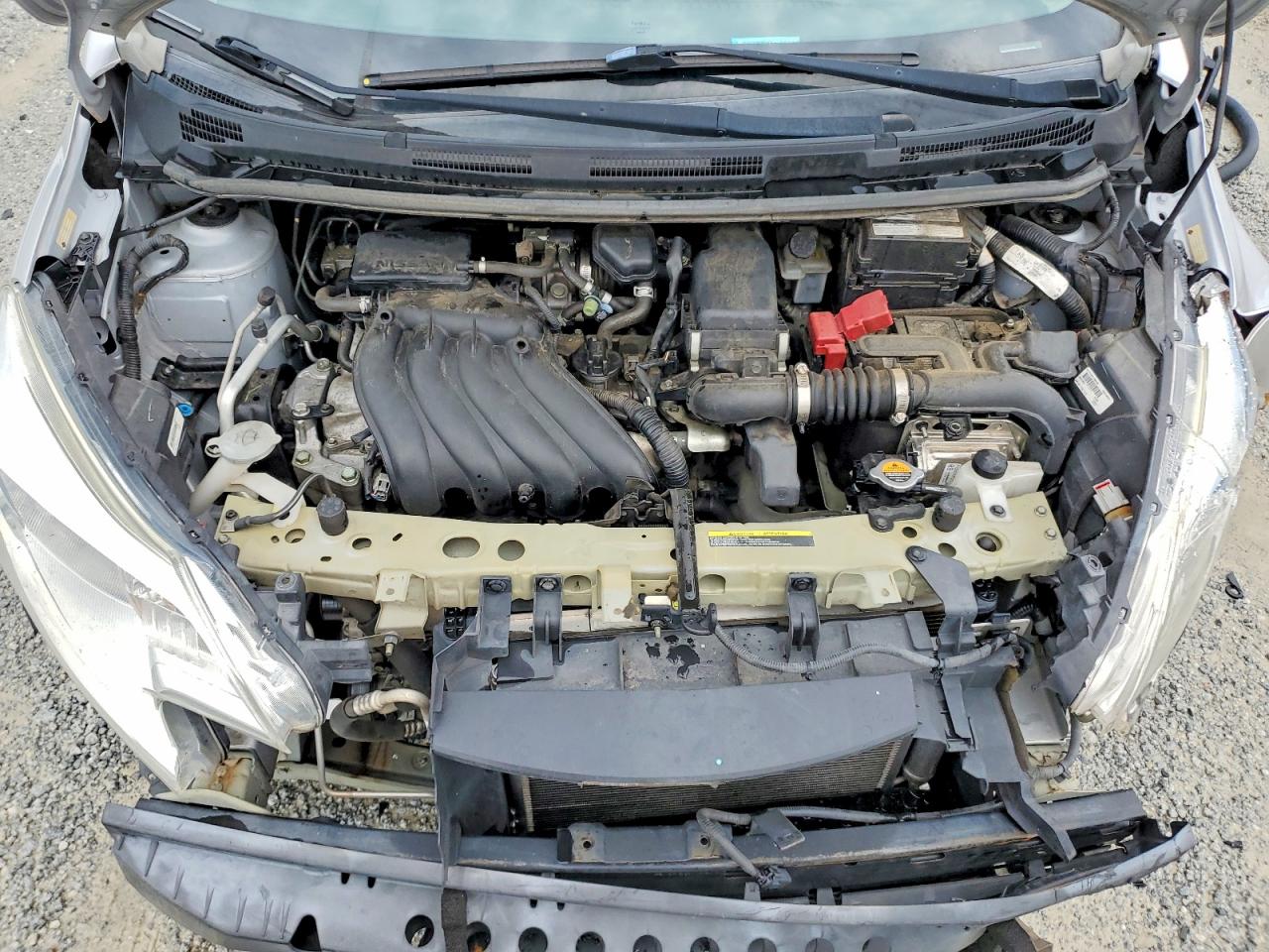 2016 NISSAN VERSA