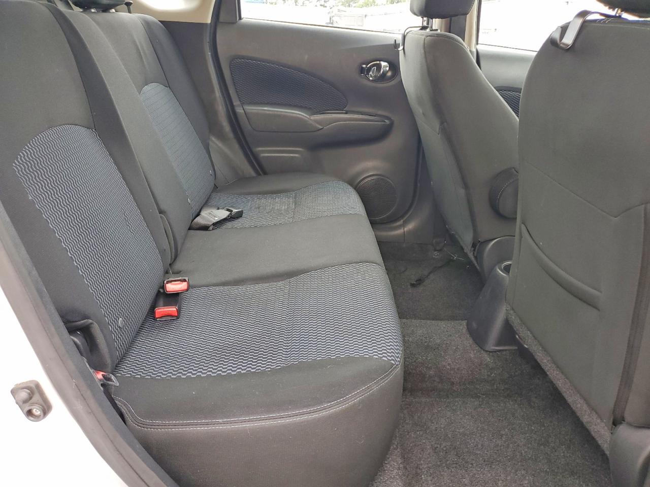 2016 NISSAN VERSA