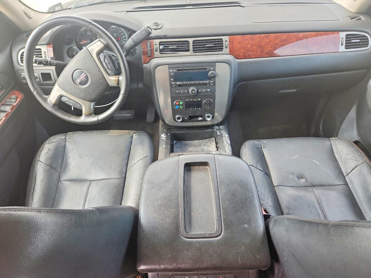 2011 GMC YUKON
