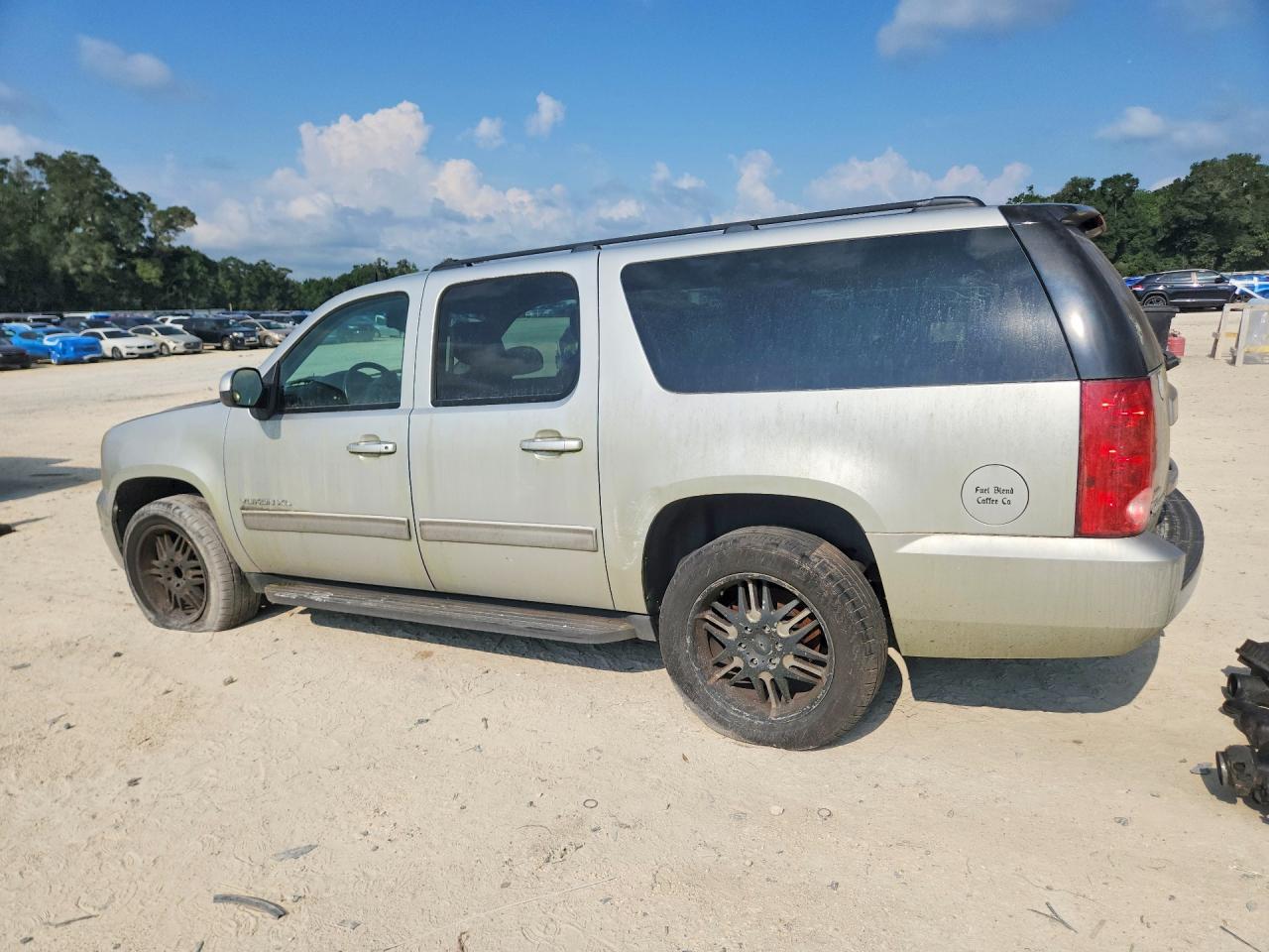 2011 GMC YUKON
