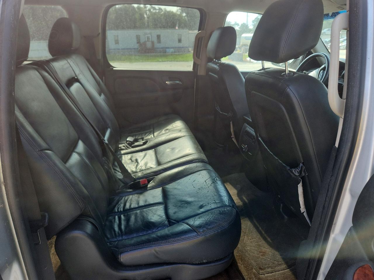2011 GMC YUKON