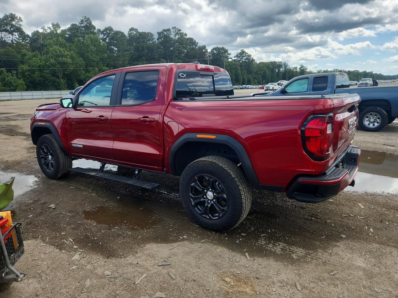 2024 GMC CANYON