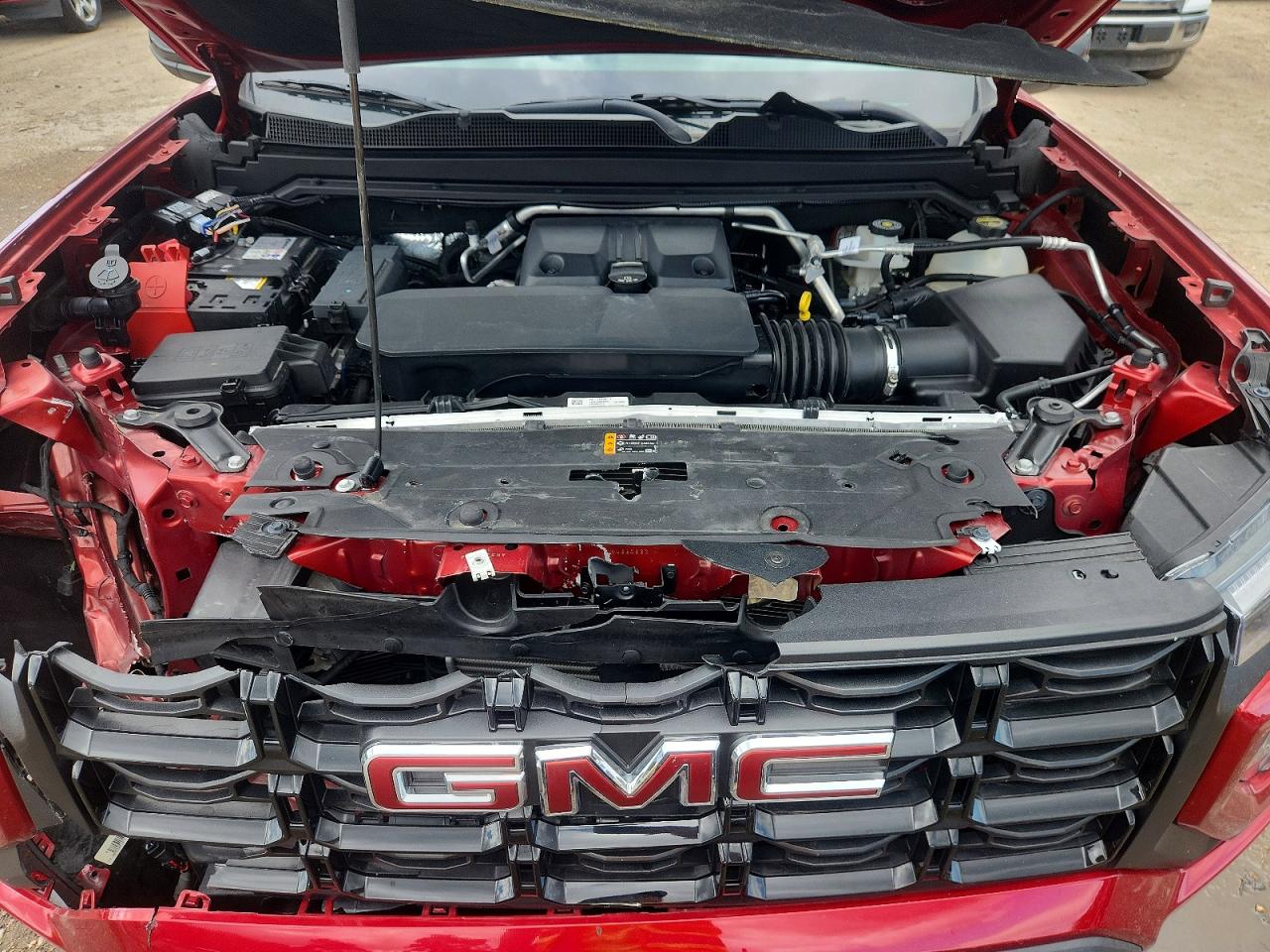 2024 GMC CANYON