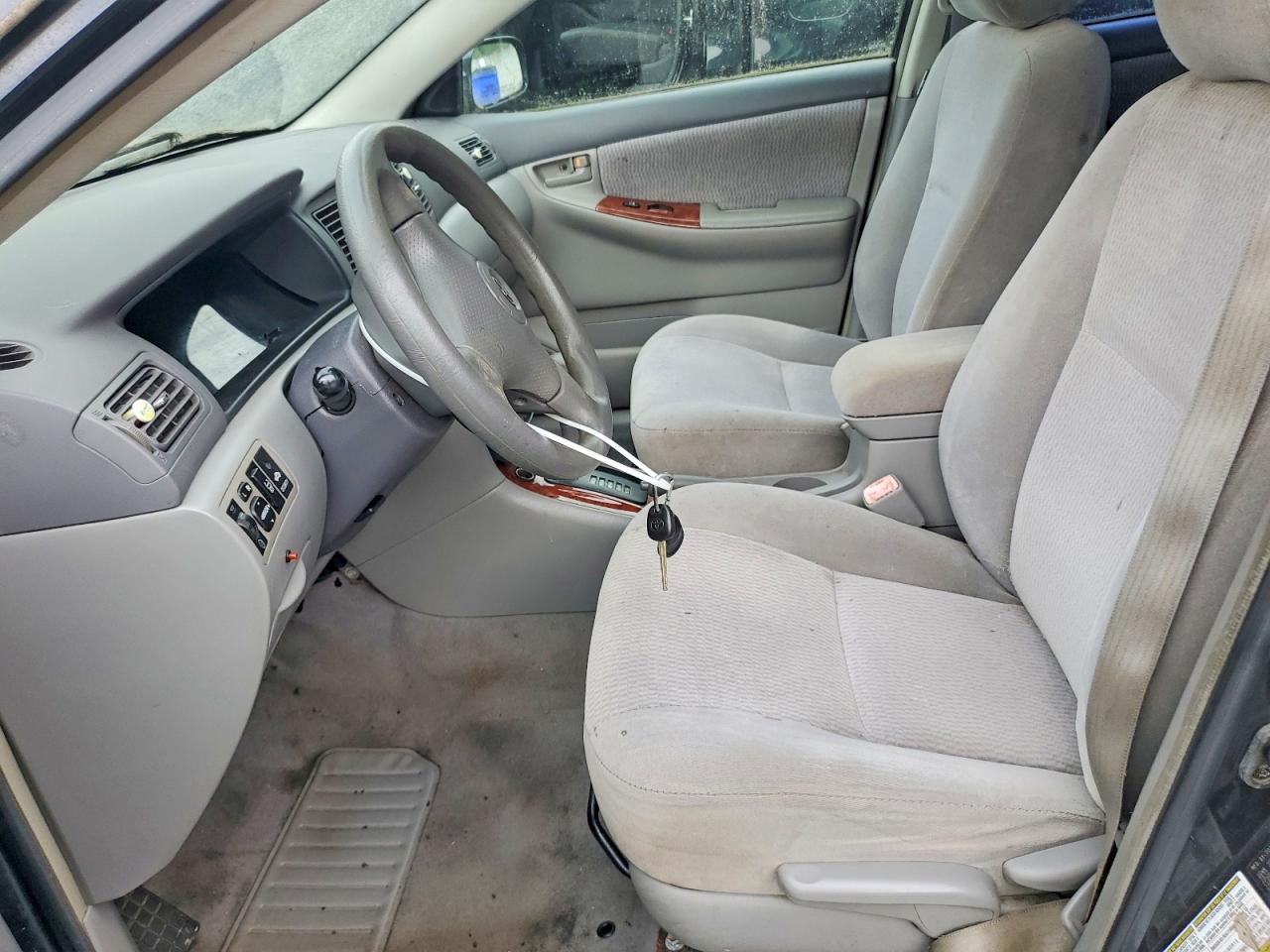 2005 TOYOTA COROLLA