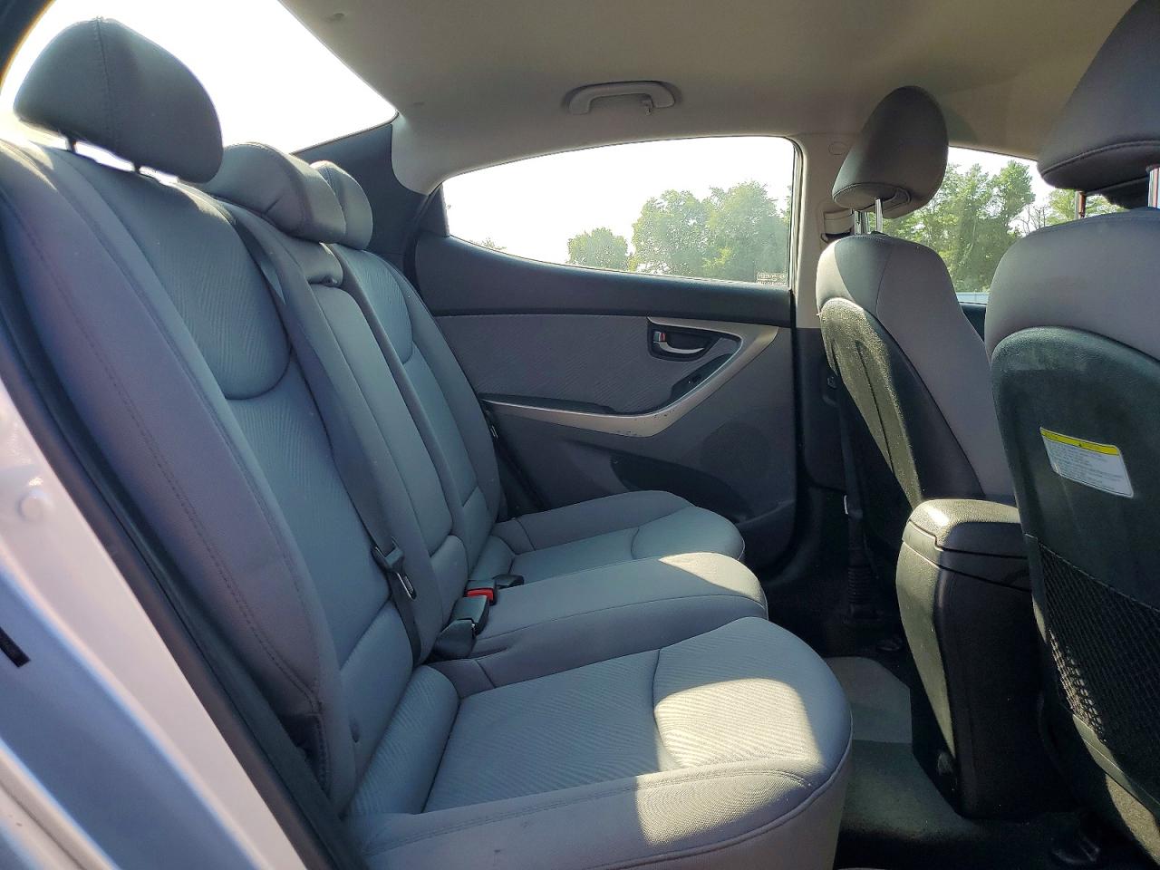2013 HYUN ELANTRA