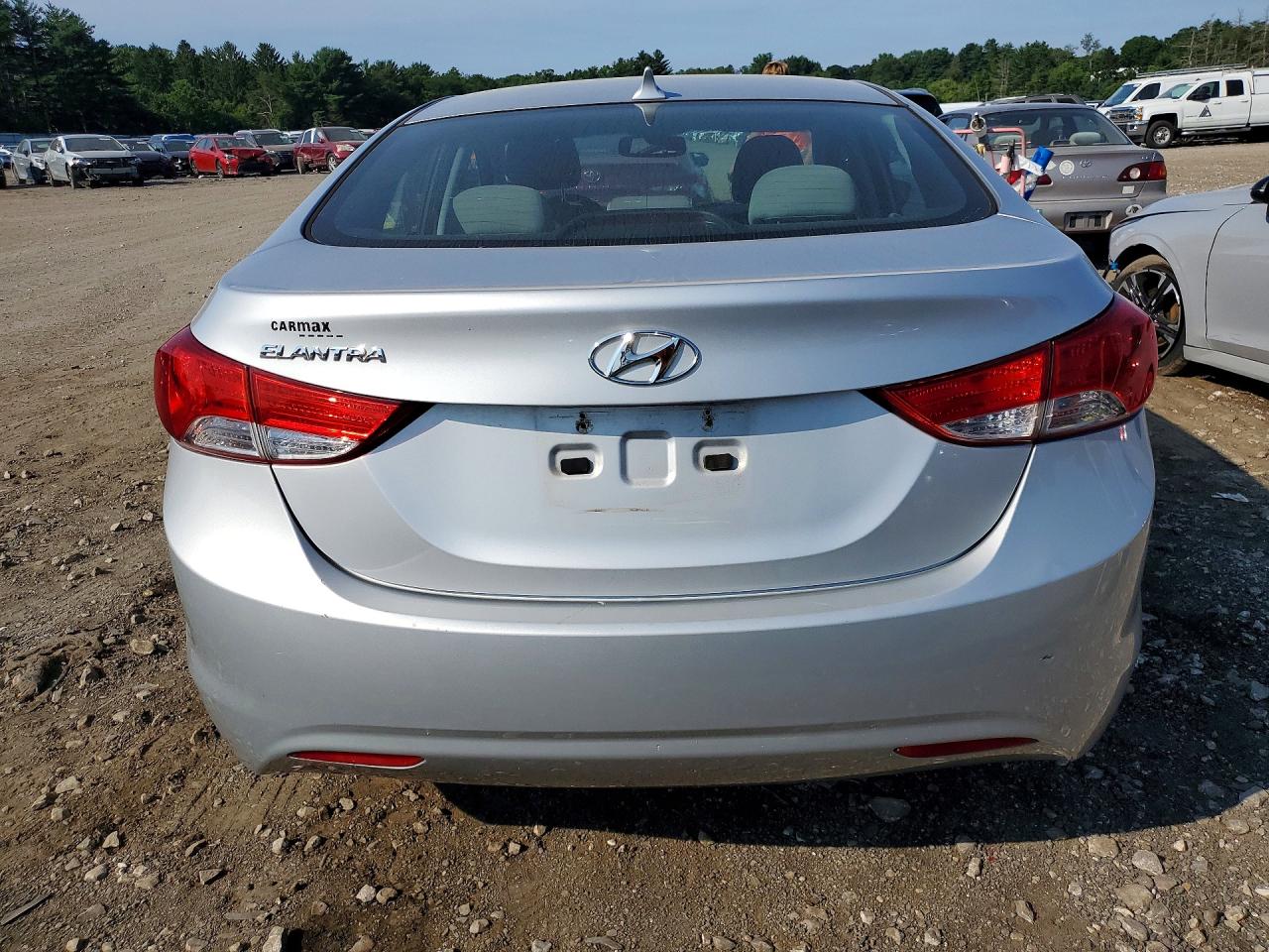 2013 HYUN ELANTRA