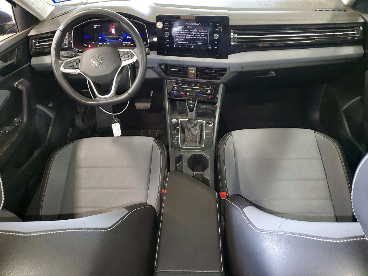 2025 VOLKSWAGEN JETTA