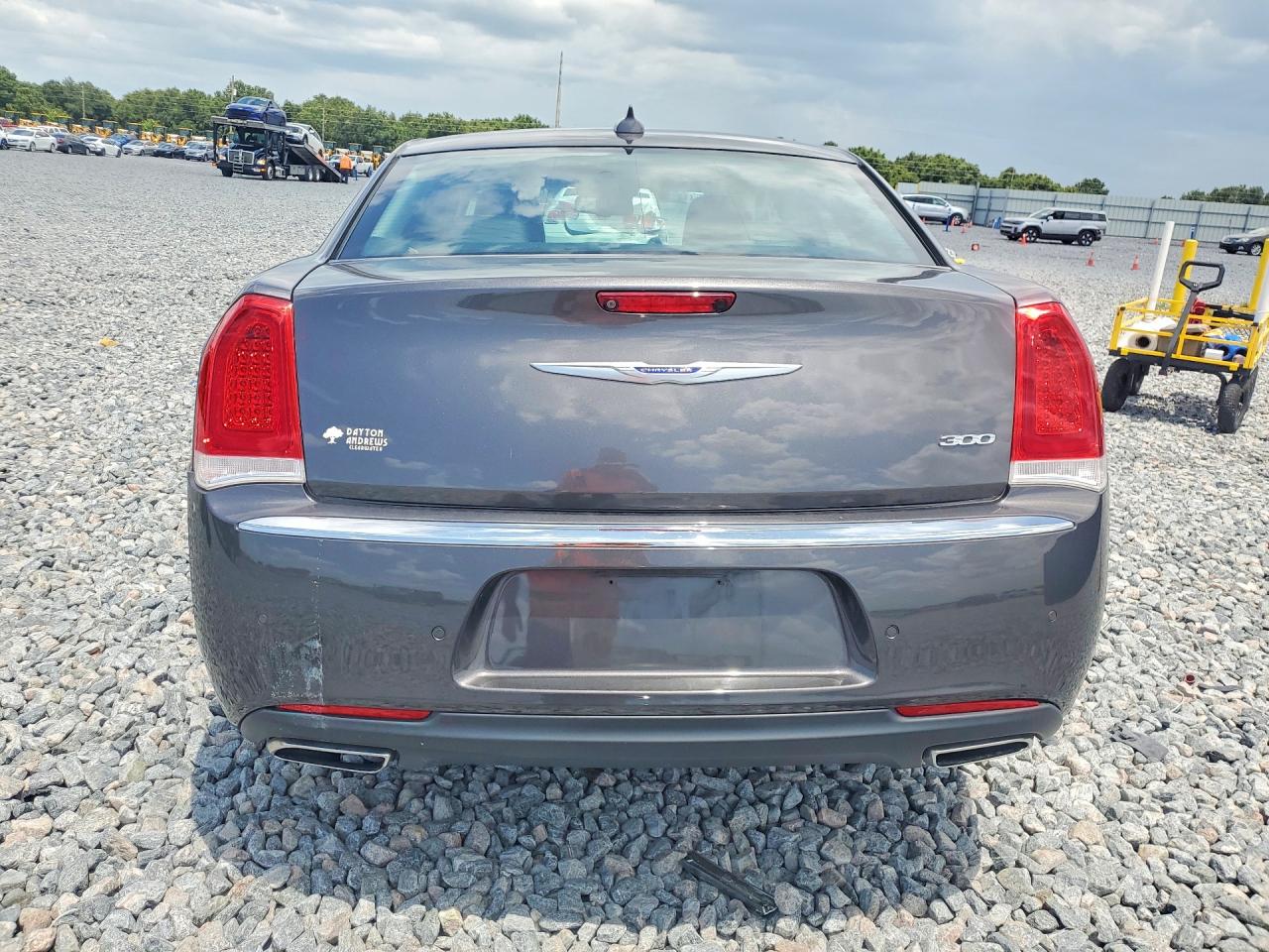 2019 CHRYSLER 300